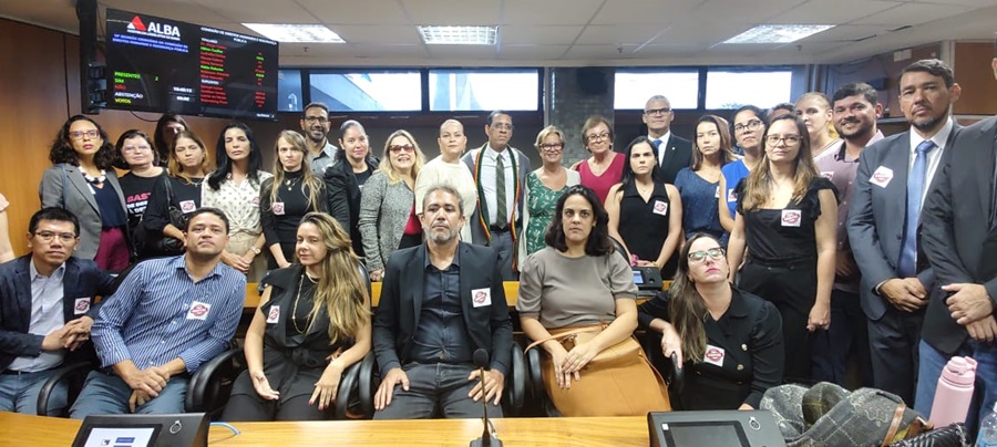 Defensoras e Defensores Públicos fazem dia de mobilização na ALBA